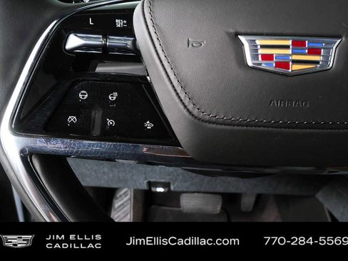 New 2026 Cadillac Escalade Platinum Sport w/ LPO, ONYX Package AWD/4WD image 10