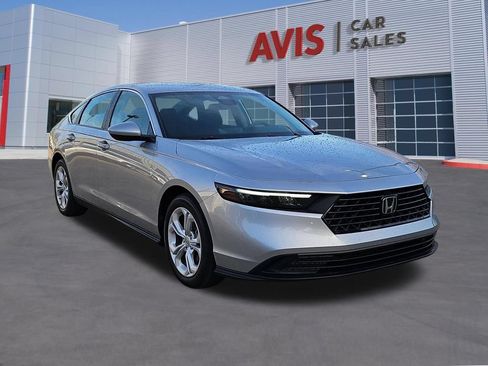 Used 2025 Honda Accord LX image 3