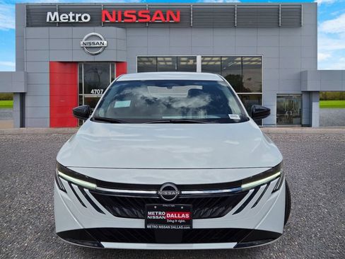 New 2027 Nissan Sentra SV w/ Floor Mat Package FWD image 2