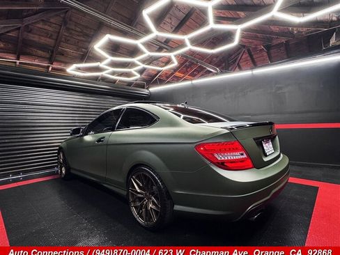 Used 2015 Mercedes-Benz C 250 Coupe image 4