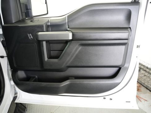 Used 2019 Ford F150 XLT w/ Equipment Group 302A Luxury AWD/4WD image 50