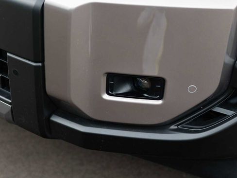 Used 2025 Toyota Land Cruiser image 11