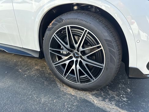 New 2026 Mercedes-Benz GLC 43 AMG 4MATIC Coupe image 7