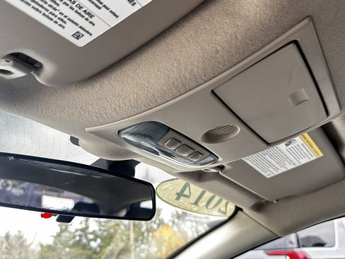 Used 2014 Ford Fiesta SE image 32