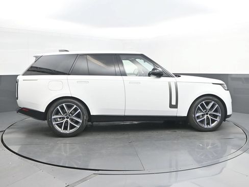 New 2026 Land Rover Range Rover SE AWD/4WD image 8