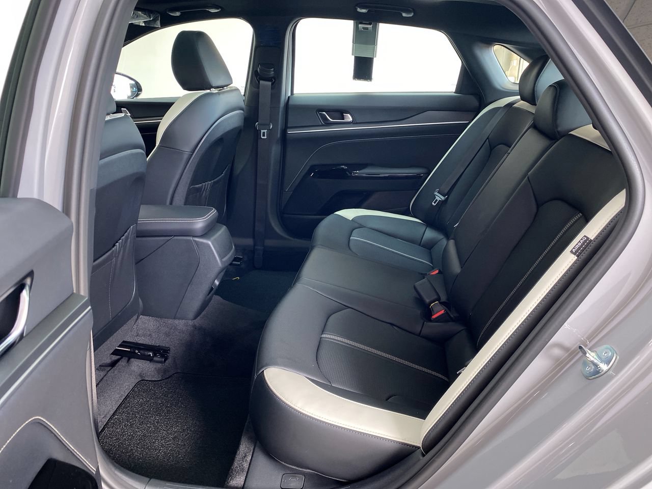 Certified 2026 Kia K5 GT-Line w/ GT-Line Premium Package FWD image 34