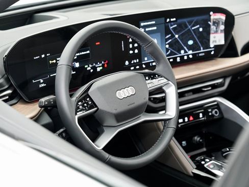 New 2025 Audi Q5 2.0T Premium Plus image 9