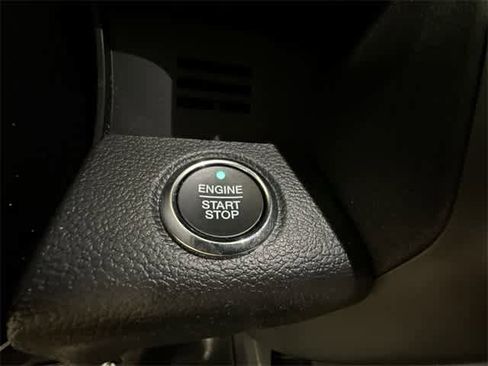 Used 2020 Ford Expedition XLT image 10