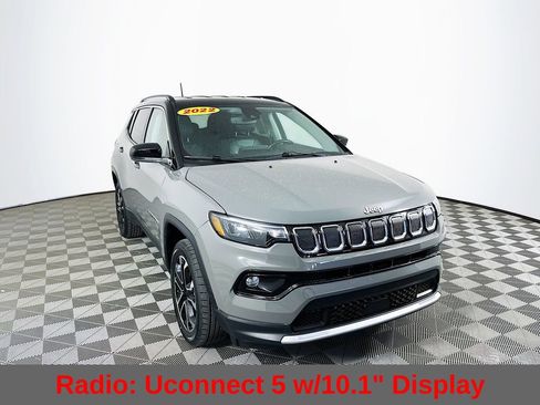 Used 2022 Jeep Compass Limited image 4