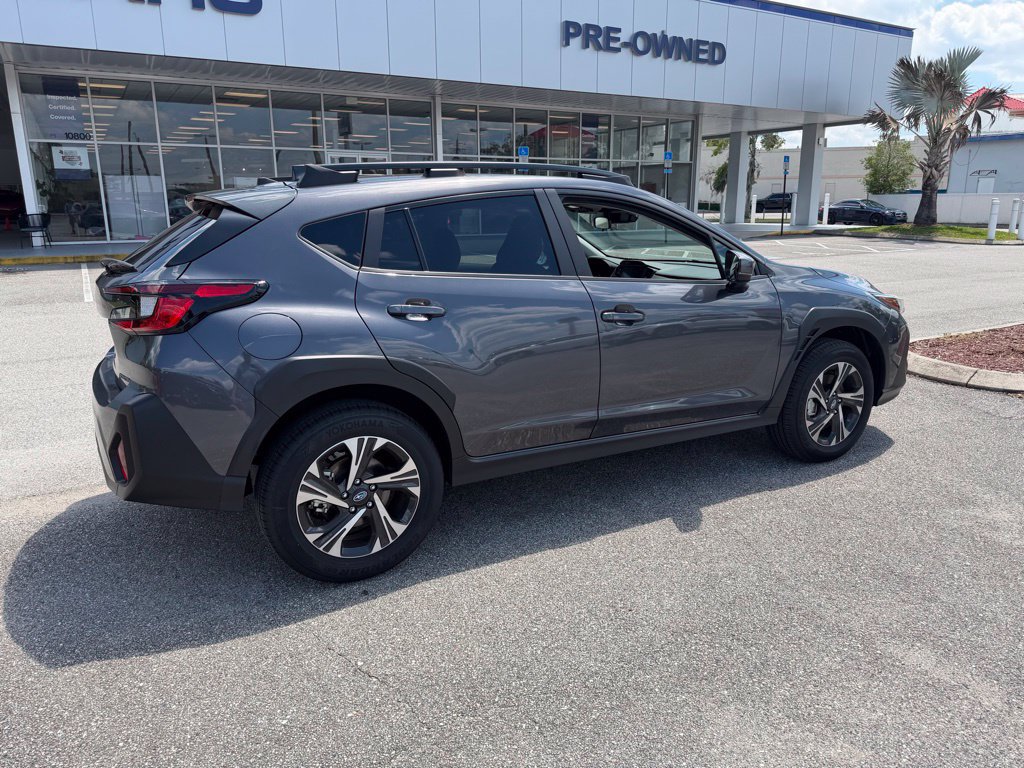 Used 2026 Subaru Crosstrek 2.5i Premium AWD/4WD image 3