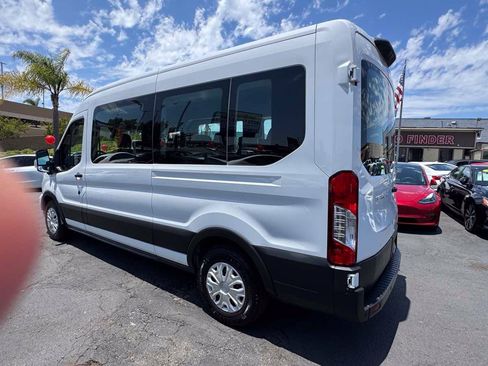 Used 2023 Ford Transit 350 XLT RWD image 8