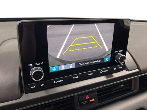 New 2025 Honda Pilot Sport image 21