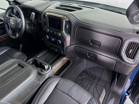 Used 2019 Chevrolet Silverado 1500 High Country w/ Technology Package image 33