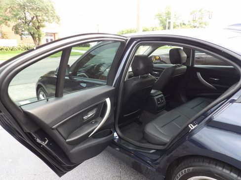 Used 2015 BMW 320i xDrive Sedan image 14
