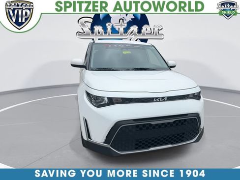 Certified 2023 Kia Soul LX FWD image 2