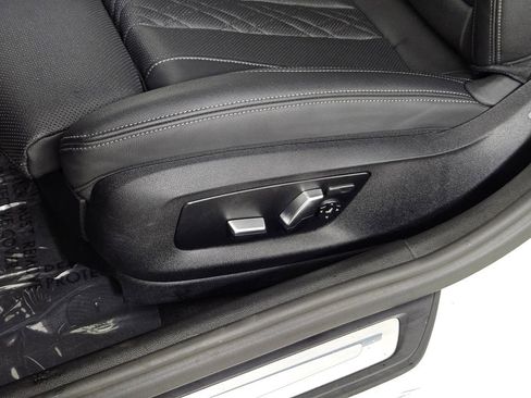 Used 2023 BMW 530e 530e iPerformance w/ Convenience Package image 23