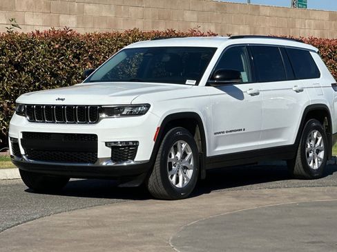 Used 2021 Jeep Grand Cherokee L Limited w/ MOPAR Finishing Package image 8