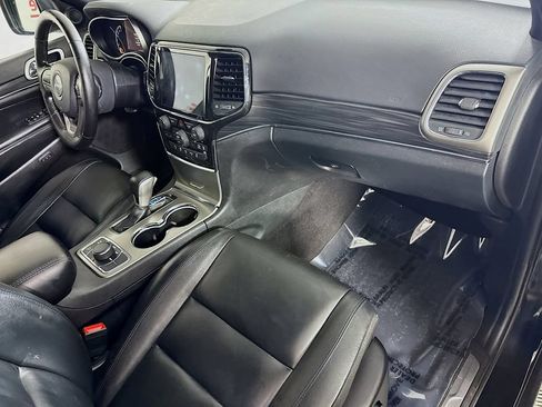Used 2021 Jeep Grand Cherokee Limited AWD/4WD image 31