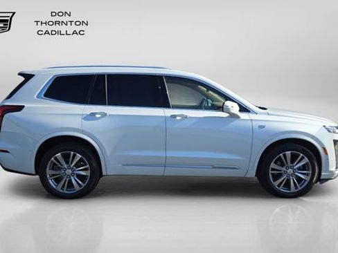 Used 2024 Cadillac XT6 Premium Luxury w/ Platinum Package AWD/4WD image 6