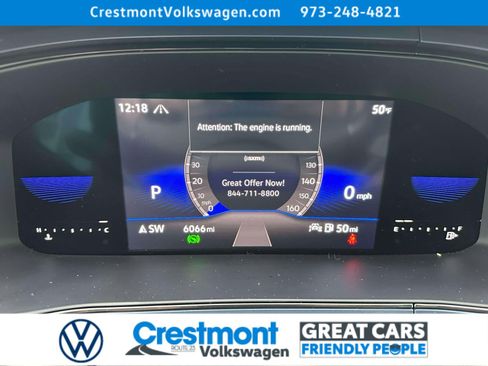 Used 2022 Volkswagen Taos SE w/ Panoramic Sunroof Package image 24