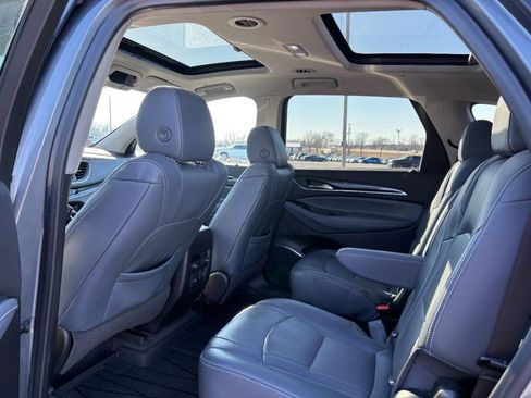 Used 2019 Buick Enclave Premium w/ Experience Buick Package image 11