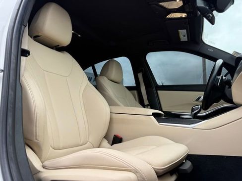 Used 2021 BMW 330i xDrive Sedan image 15