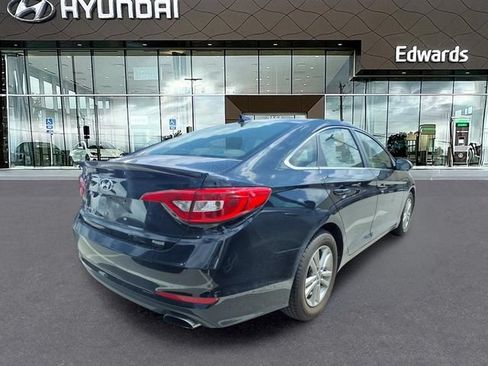 Used 2017 Hyundai Sonata SE w/ Cargo Package FWD image 5