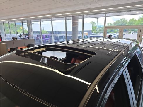 Used 2023 Dodge Durango SRT Hellcat AWD/4WD image 11