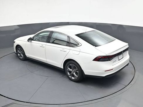 Used 2024 Honda Accord EX image 25