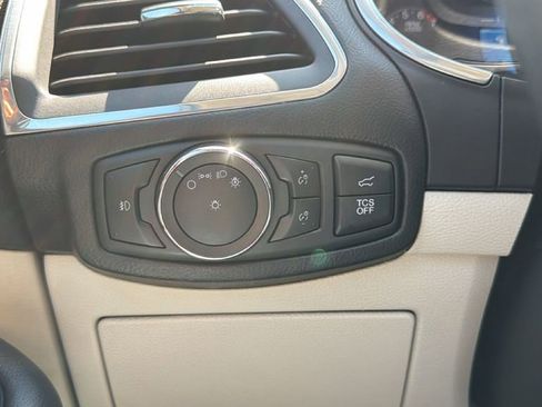 Used 2020 Ford Edge Titanium image 24