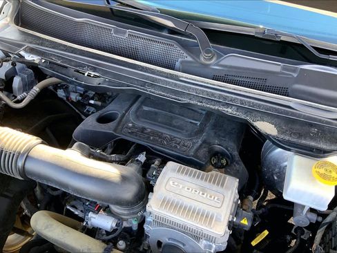 Used 2024 RAM 1500 Laramie image 34