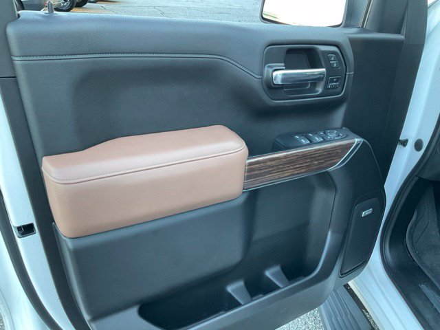 Used 2022 Chevrolet Silverado 1500 High Country AWD/4WD image 7