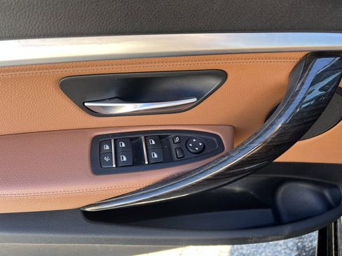 Used 2017 BMW 330i Gran Turismo xDrive image 16