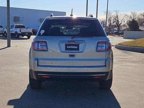 Used 2016 GMC Acadia SLE image 7