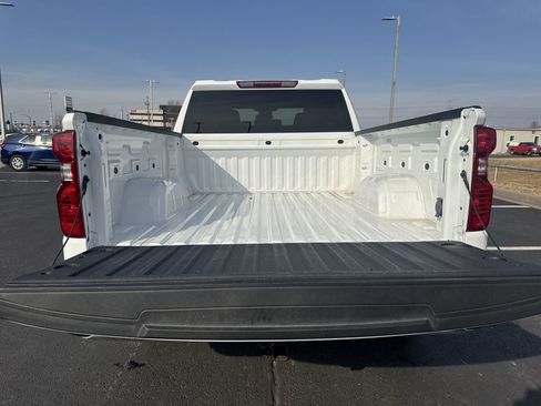 Certified 2024 Chevrolet Silverado 1500 LT image 24