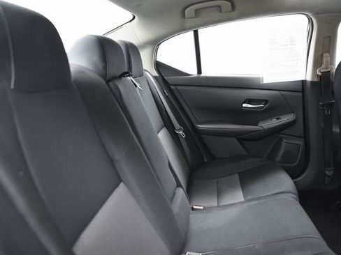 Used 2021 Nissan Sentra SV image 16