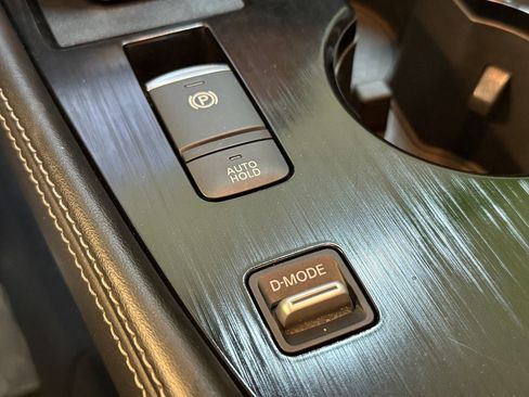 Used 2023 Nissan Rogue SL w/ SL Premium Package image 33