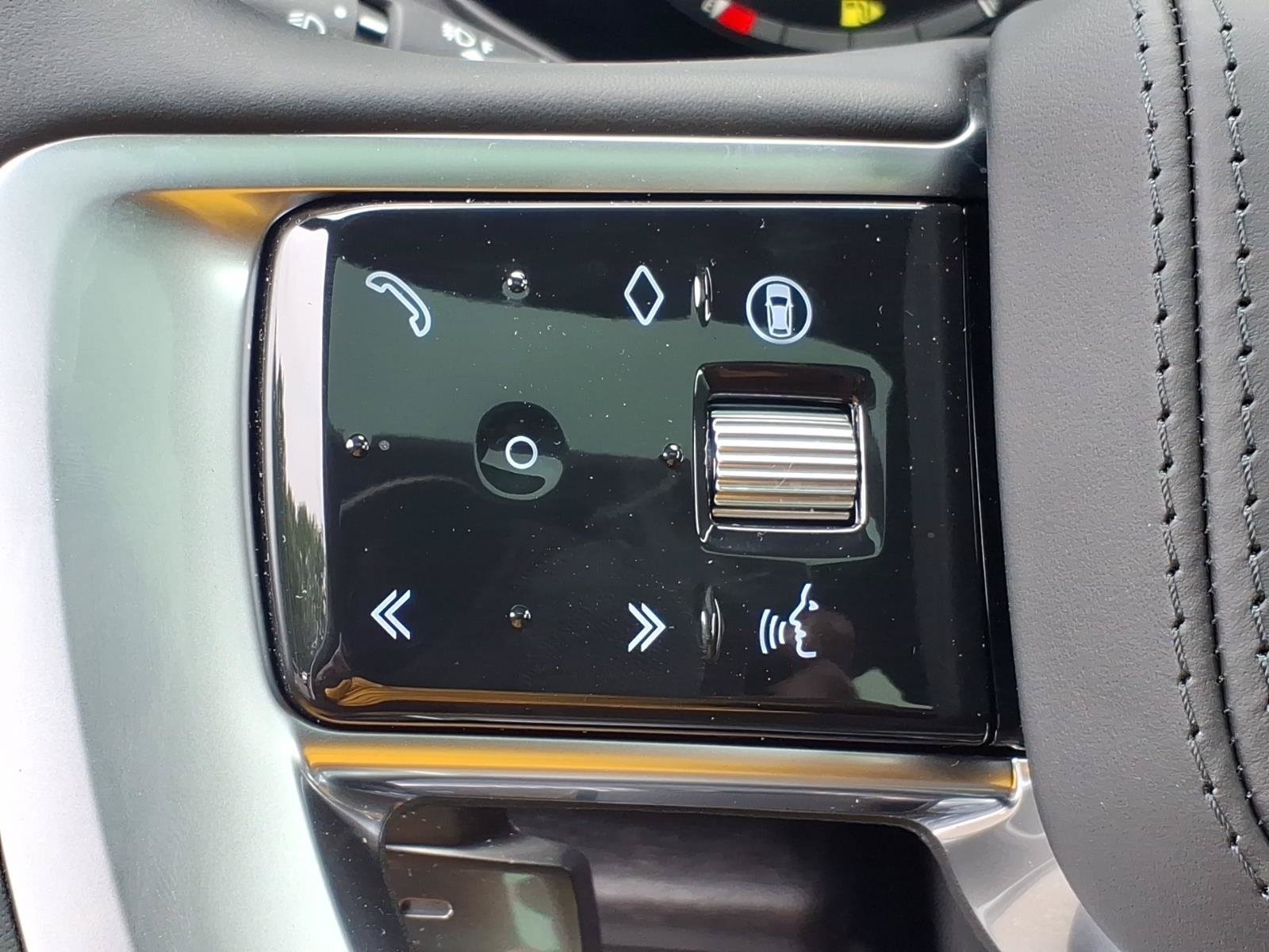 New 2026 Land Rover Range Rover SE AWD/4WD image 16