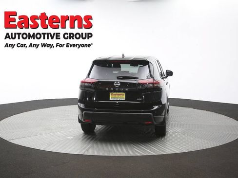 Used 2024 Nissan Rogue S AWD/4WD image 37