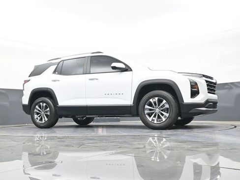 New 2026 Chevrolet Equinox LT w/ Convenience Package II FWD image 54