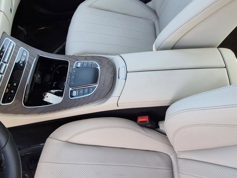 Used 2023 Mercedes-Benz E 350 Sedan image 21