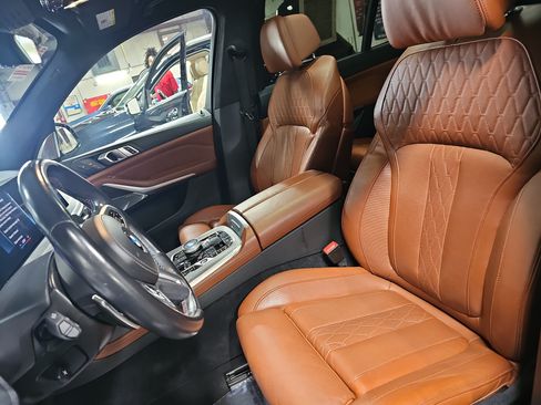 Used 2023 BMW X7 M60i w/ Executive Package AWD/4WD image 15