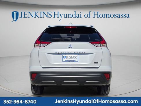 Used 2024 Mitsubishi Eclipse Cross AWD image 5