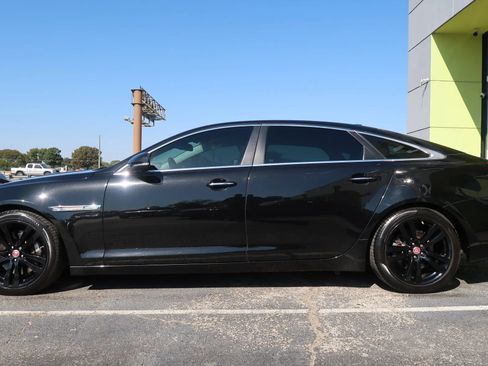 Used 2017 Jaguar XJ L Portfolio AWD/4WD image 7