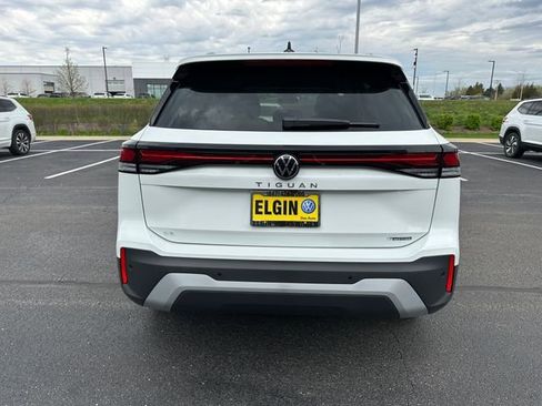 New 2026 Volkswagen Tiguan SE AWD/4WD image 6