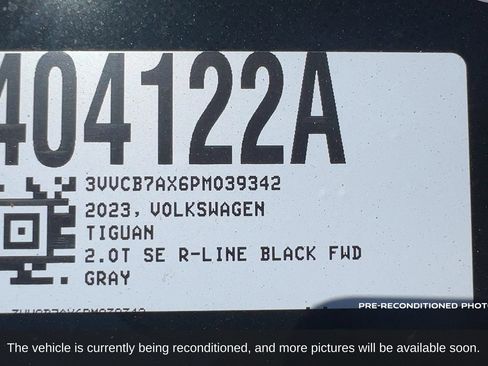 Used 2023 Volkswagen Tiguan SE R-Line FWD image 19