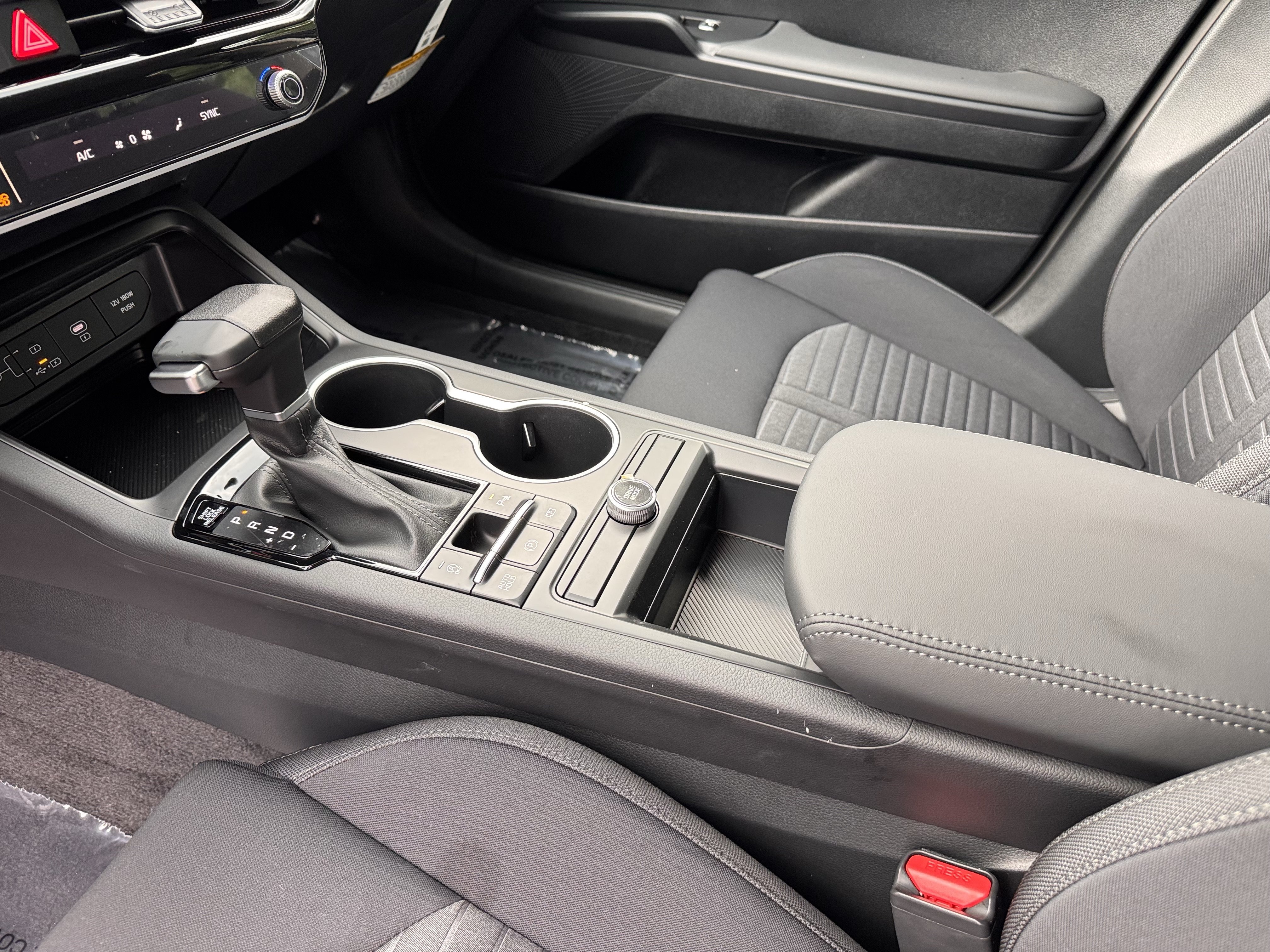 New 2026 Kia K5 LXS FWD image 11