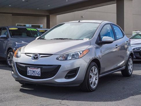 Used 2011 MAZDA MAZDA2 Sport image 3
