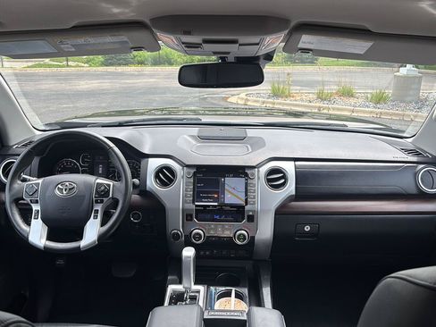 Used 2020 Toyota Tundra Limited w/ Limited Premium Package AWD/4WD image 20