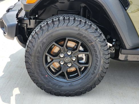 New 2026 Jeep Wrangler Unlimited Sport AWD/4WD image 11